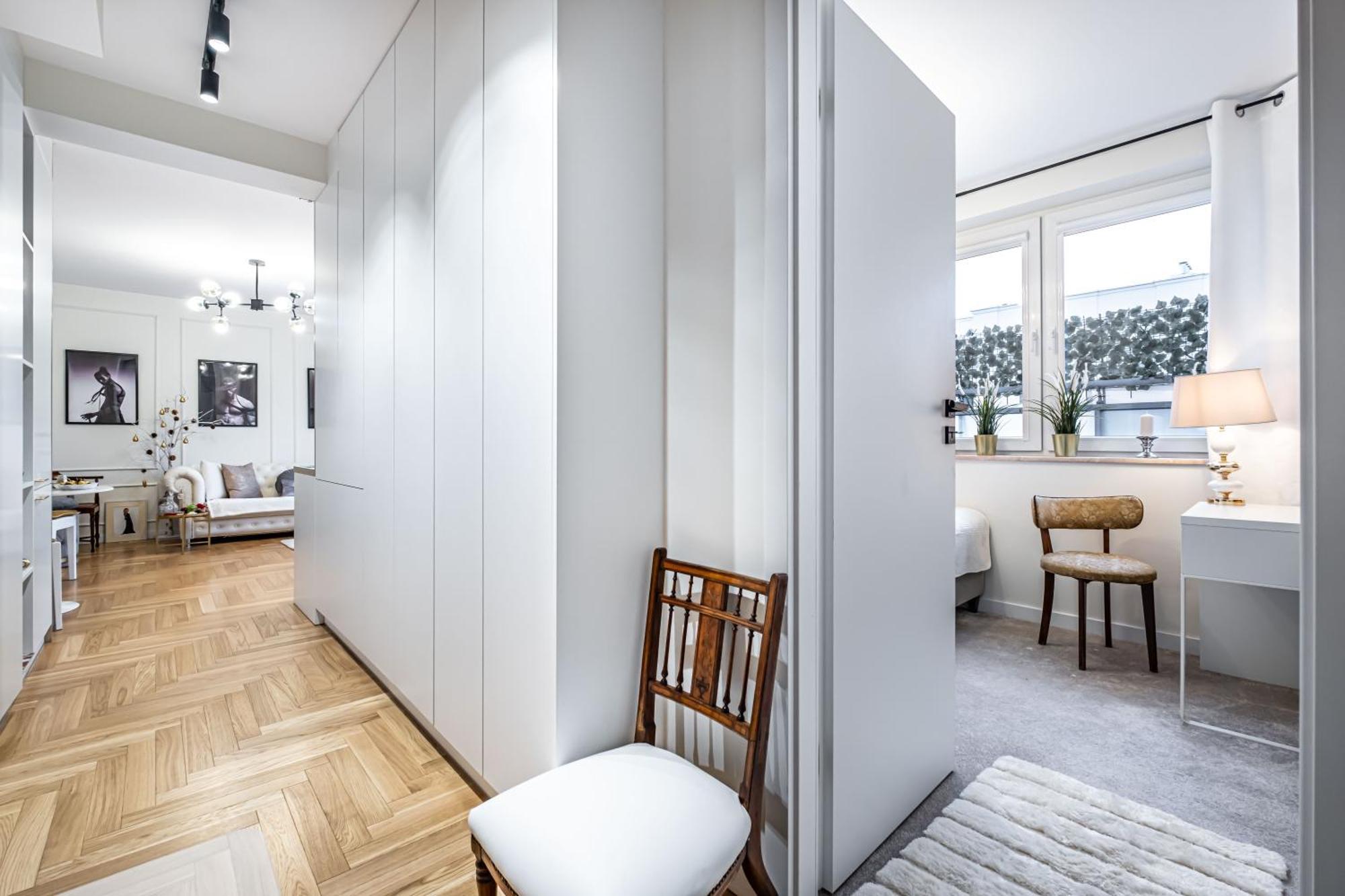 Luksusowy Apartament Blisko Centrum, Parking W Garazu Podziemnym Varšava Exteriér fotografie