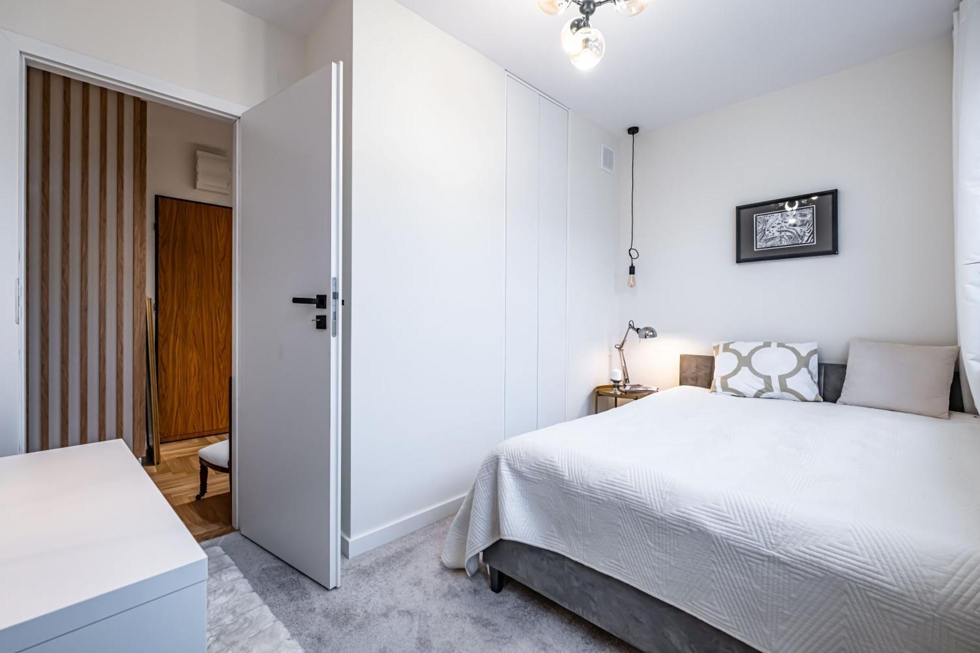 Luksusowy Apartament Blisko Centrum, Parking W Garazu Podziemnym Varšava Exteriér fotografie